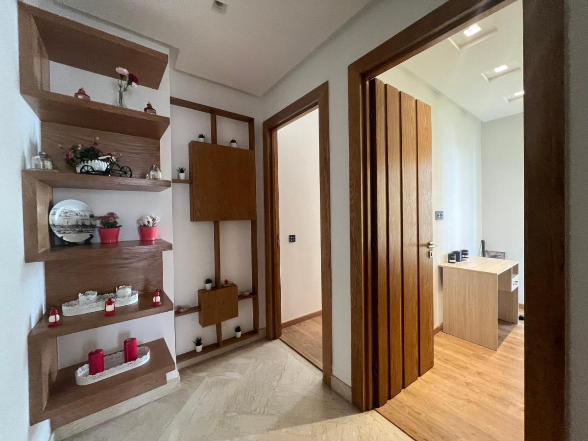 Luxury Apart 2 Ch -Casa Finance City Casablanca Exterior photo